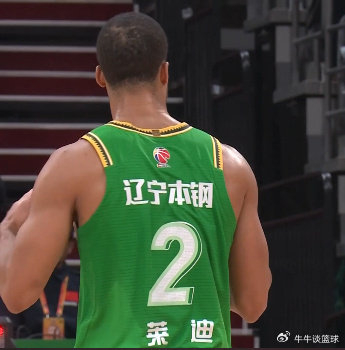 辽宁男篮力克福建 莱迪21+9助力团队胜利